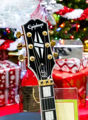 Epiphone - Alex Lifeson Les Paul Axcess Quilt - Ruby Red 2